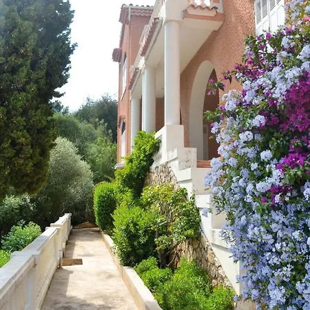 Sleeps 10 Pool Wifi * Hyeres